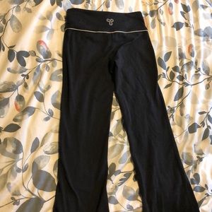 TNA yoga pant